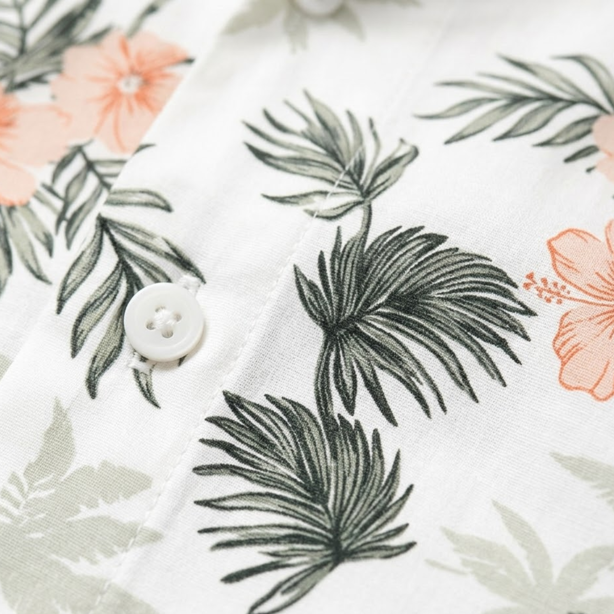 The Cotswolds Men’s Palm Tree Print Short Sleeve Shirt