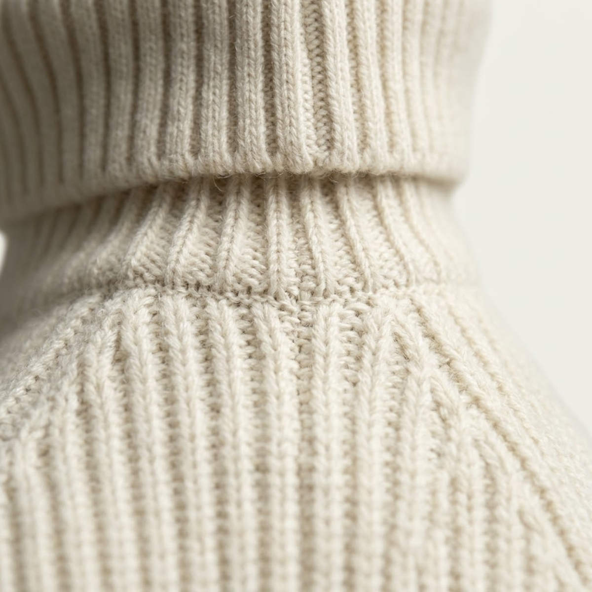 The Dundee Men's Chunky Turtleneck Warm Sweater