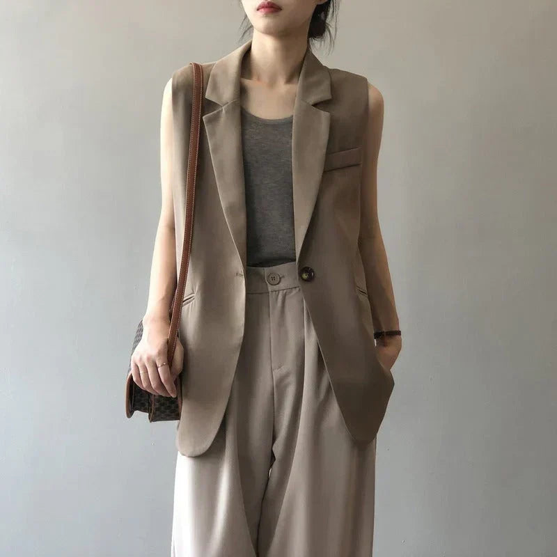 Women's Sleeveless Beige Blazer
