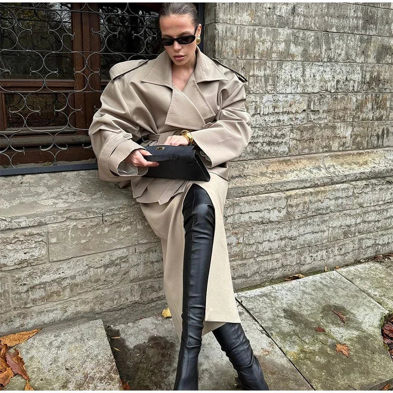 Women's Short Trench with Wide Shoulders