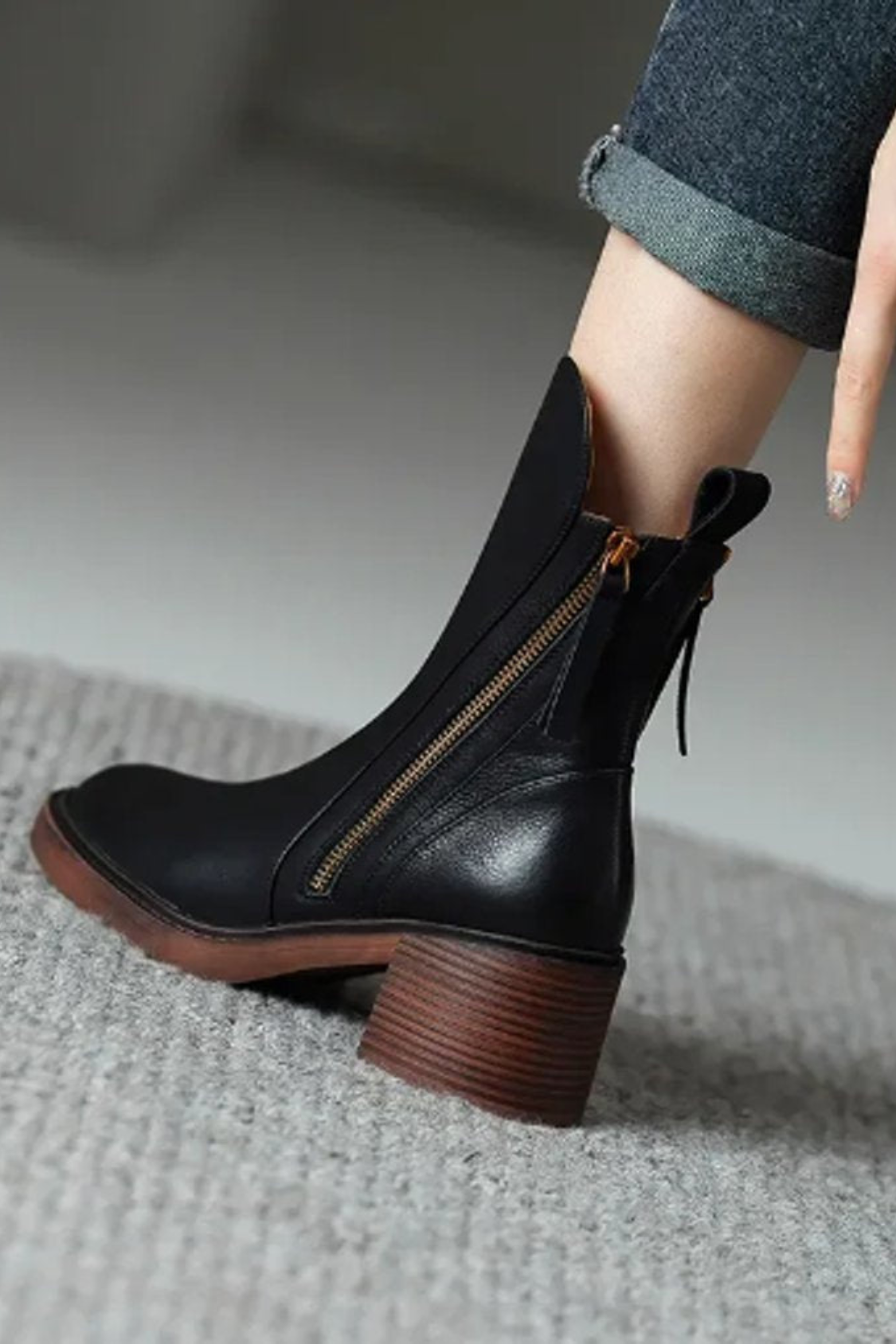 Women's Pointed Toe Ankle Boots with Side Zip Block Heel