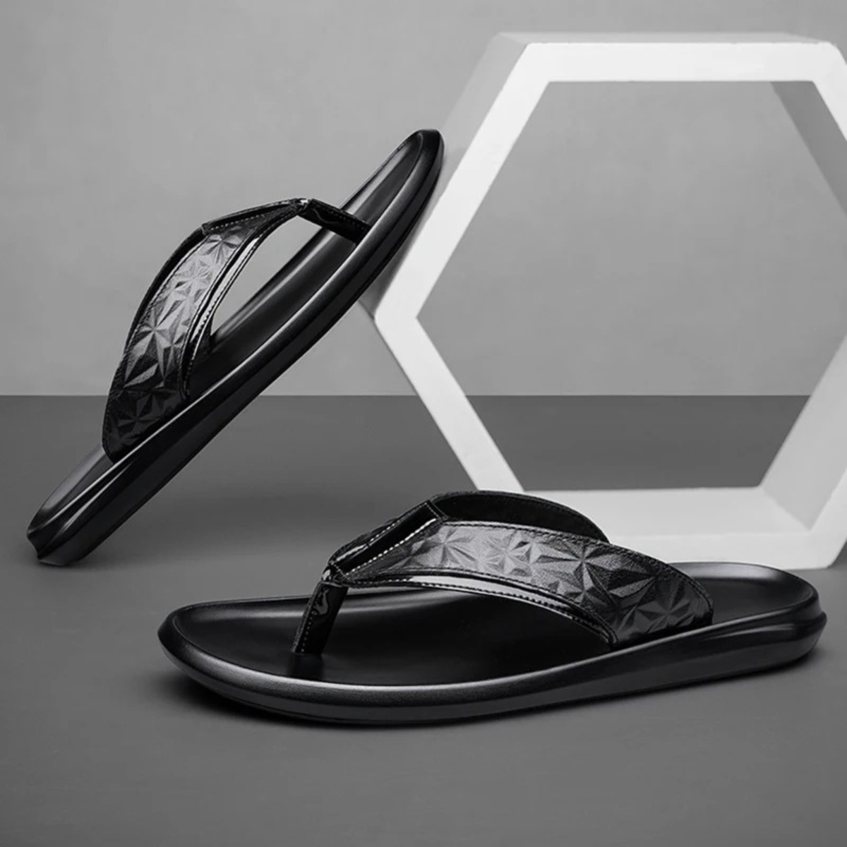 The Grosseto Men’s Trendy Lightweight Flip Flops