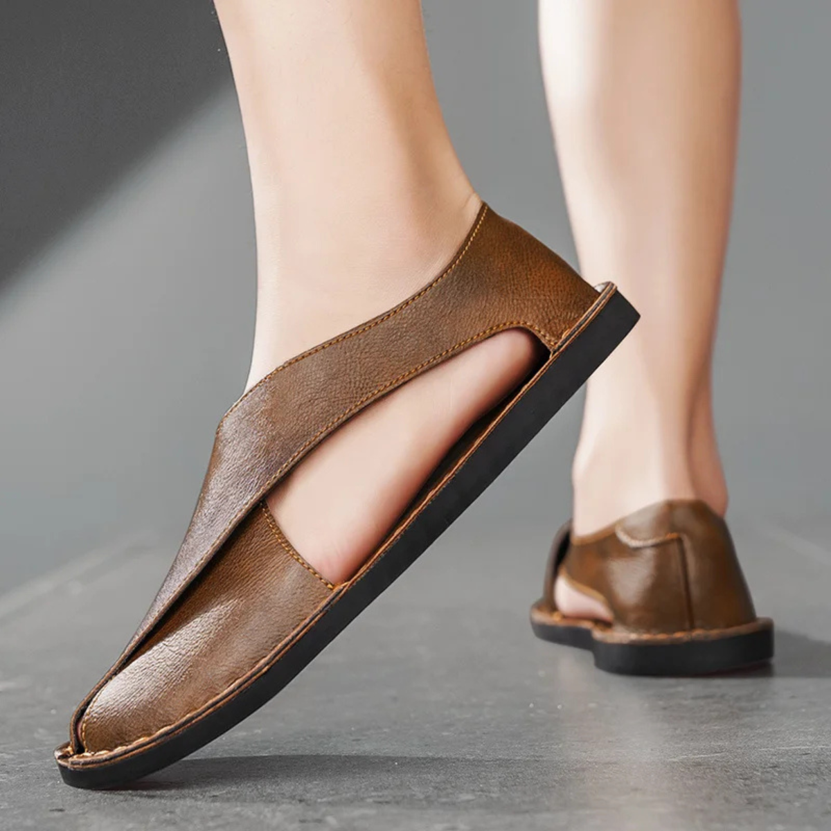The Pitigliano Men’s Casual Summer Leather Slip On Sandals