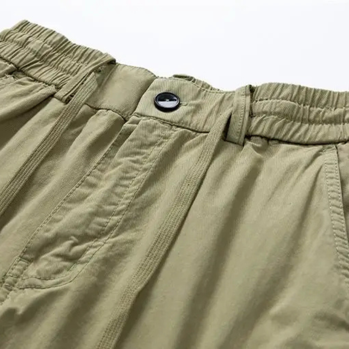 The Belgravia Men’s Lightweight Cotton Cargo Shorts