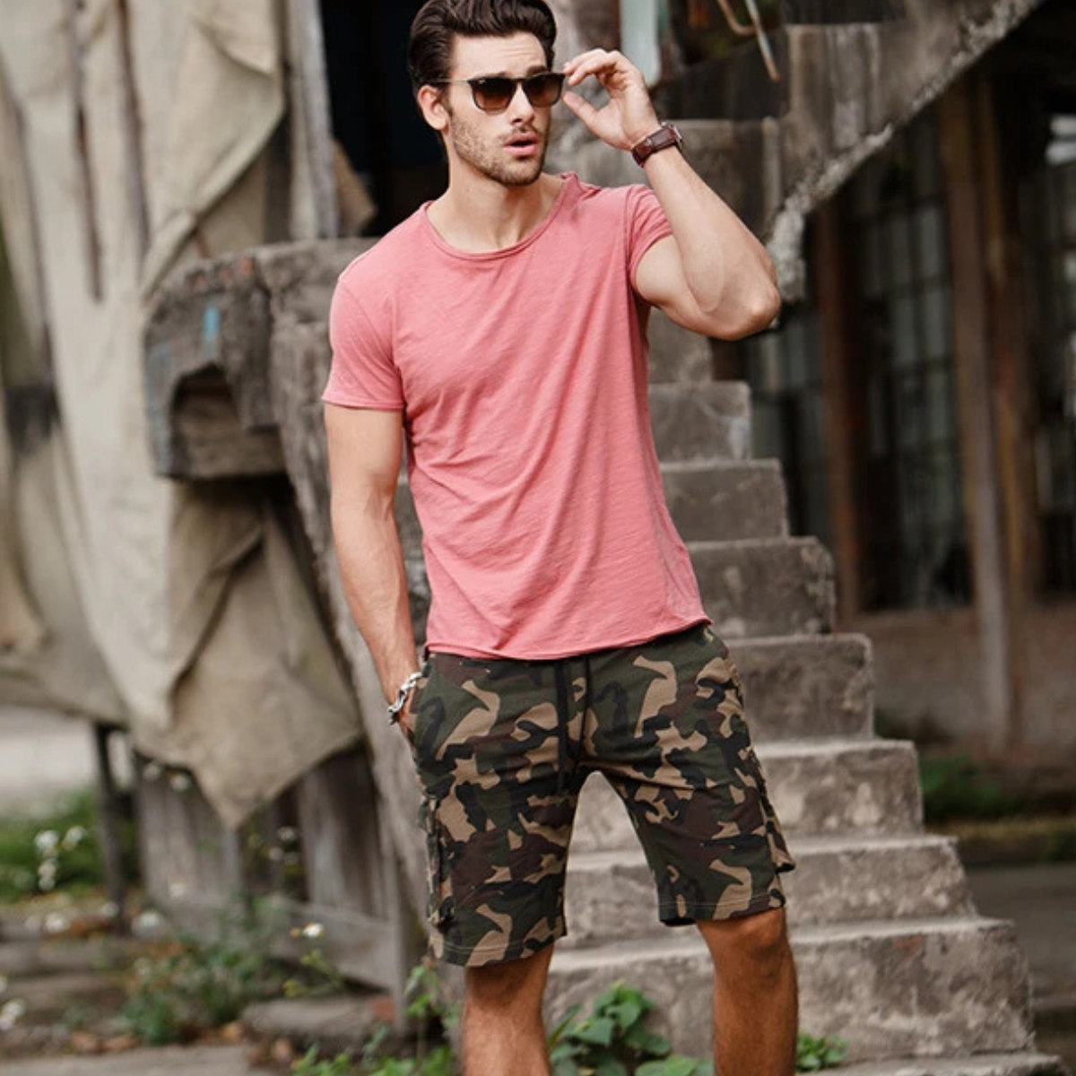 The Gubbio Men’s Lightweight Cotton Crew Neck Basic T Shirt