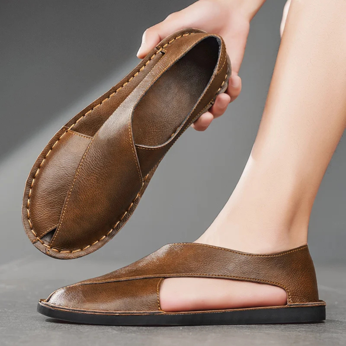 The Pitigliano Men’s Casual Summer Leather Slip On Sandals