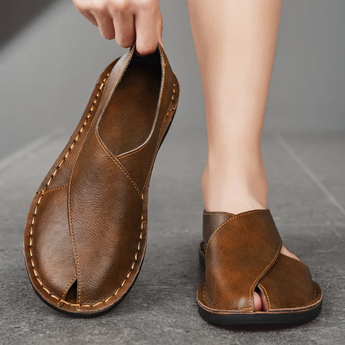 The Pitigliano Men’s Casual Summer Leather Slip On Sandals