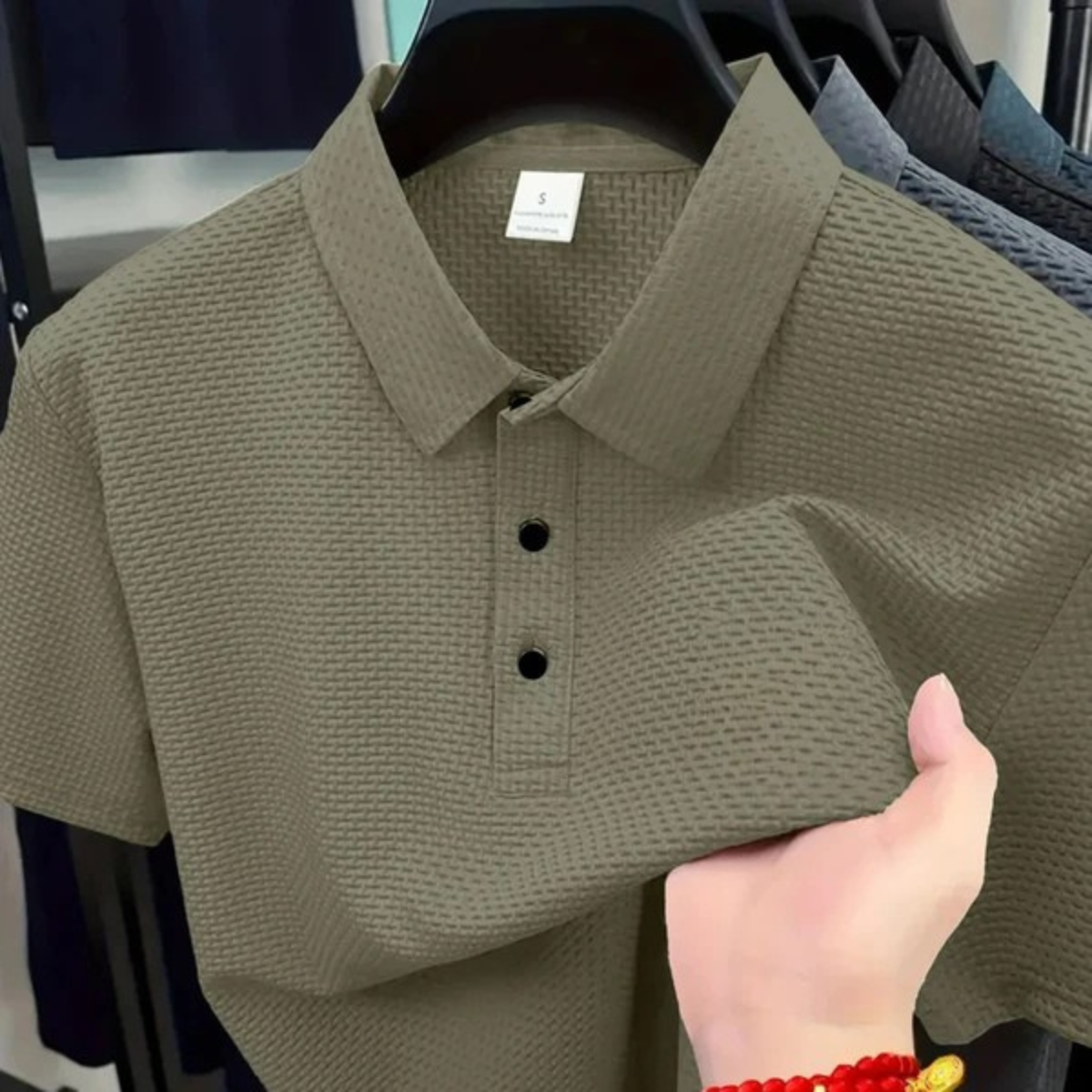 The Camogli Men’s Breathable Short Sleeve Polo Shirt
