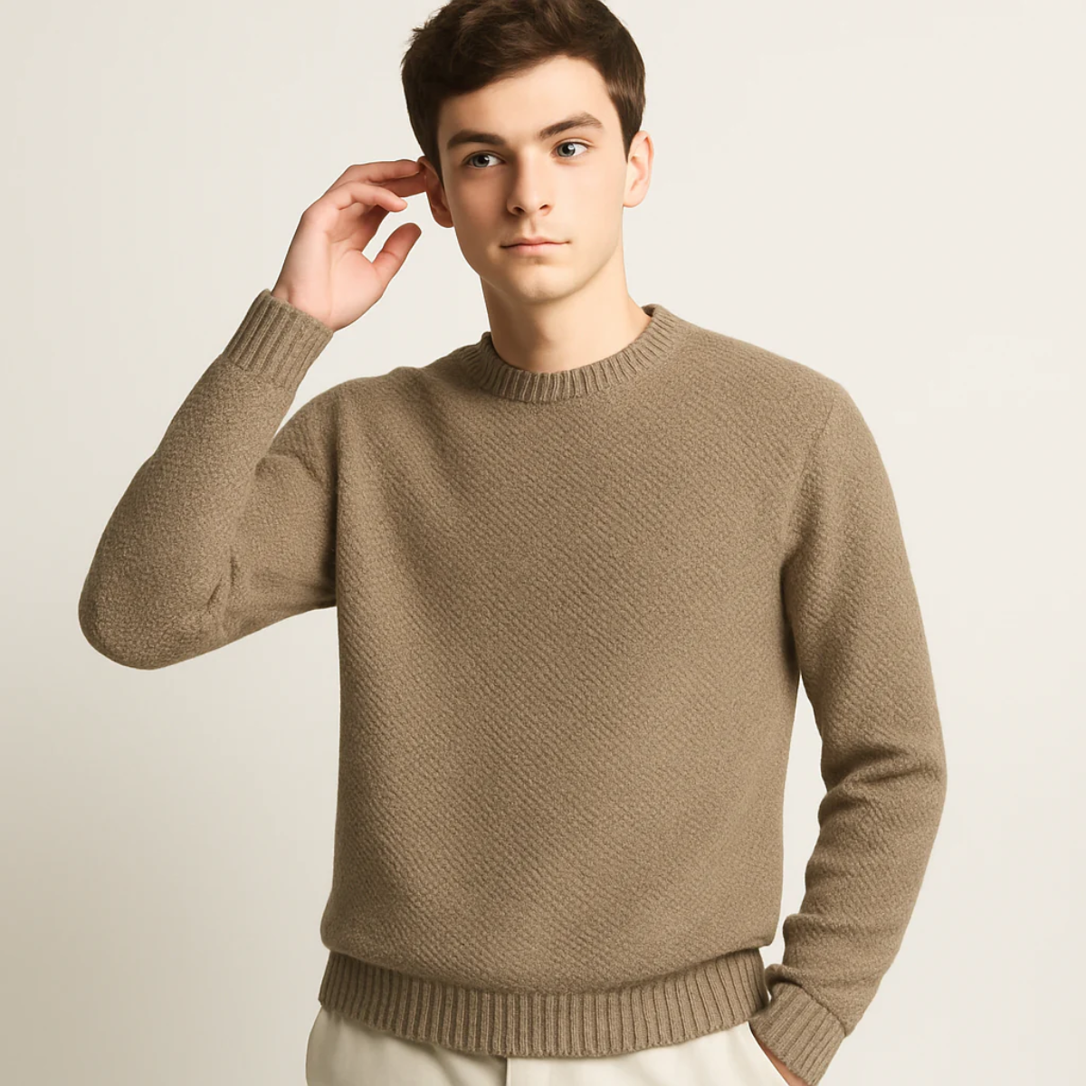 Men's Comfortable Jumper with Ribbed Hem