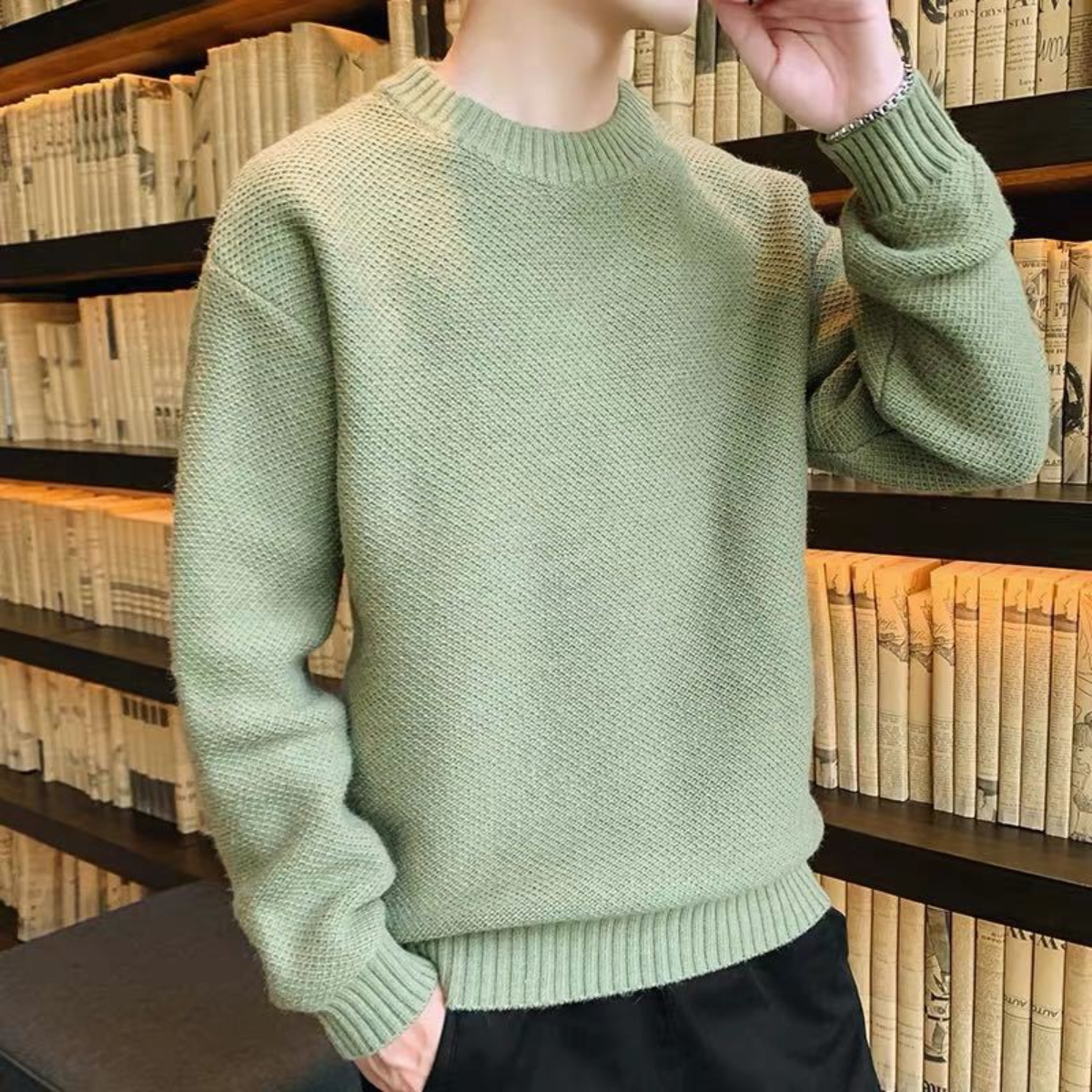 Men's Comfortable Jumper with Ribbed Hem