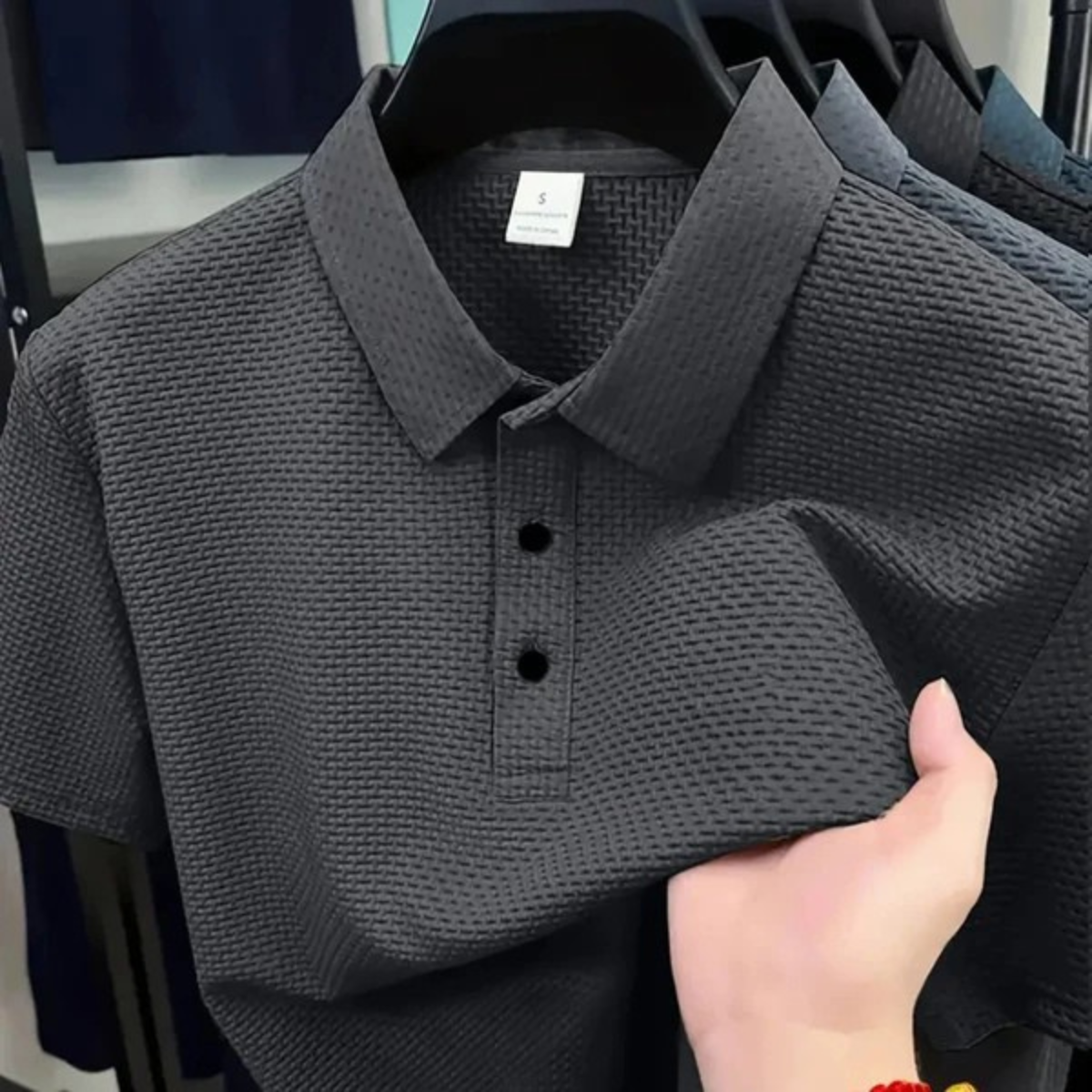 The Camogli Men’s Breathable Short Sleeve Polo Shirt