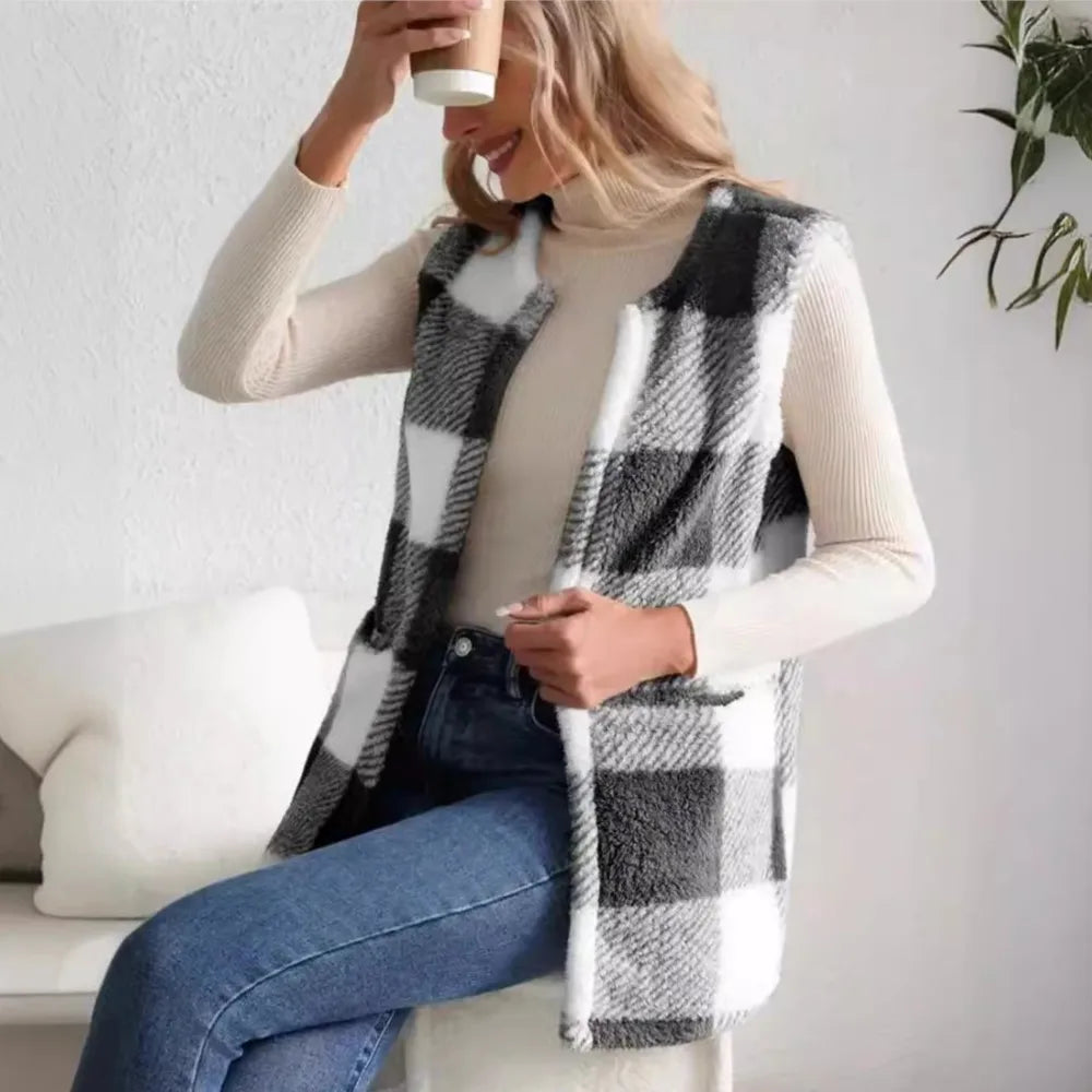 Women's Sleeveless Check Cardigan