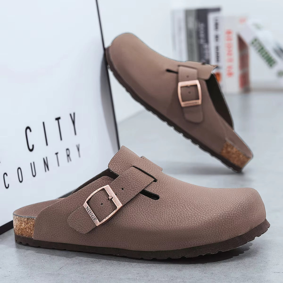 The Hoxton Men's Adjustable Buckle Comfort Clogs