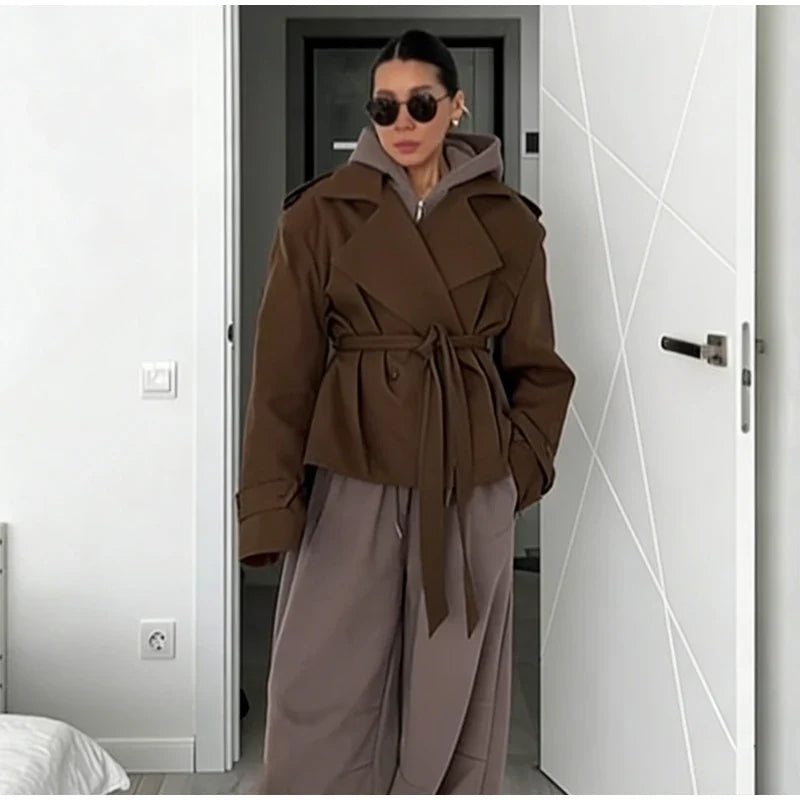 Women's Short Trench with Wide Shoulders