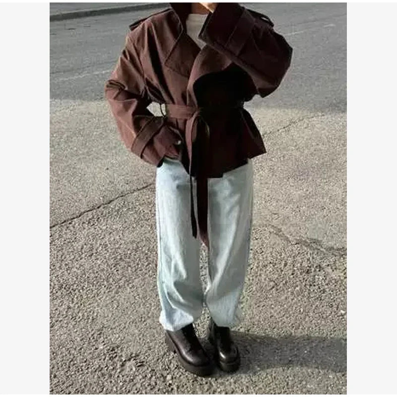 Women's Short Trench with Wide Shoulders