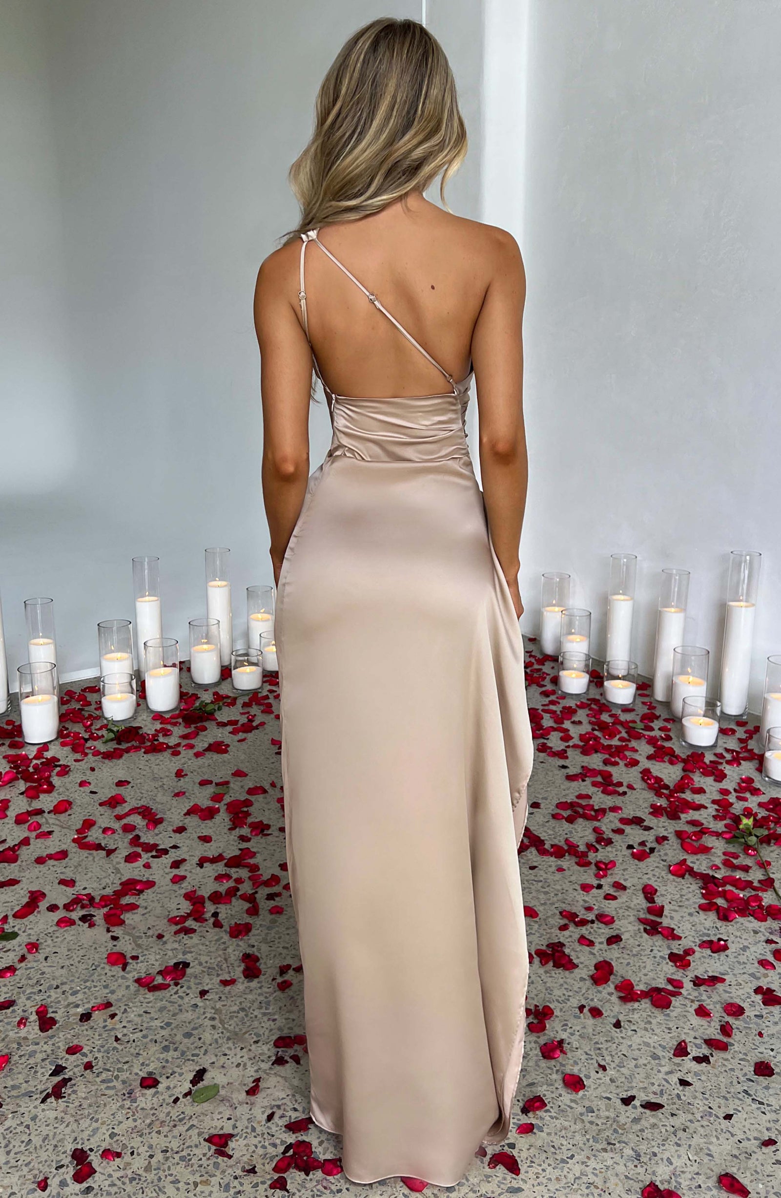 Women's Single Strap Gown in Extended Sizing