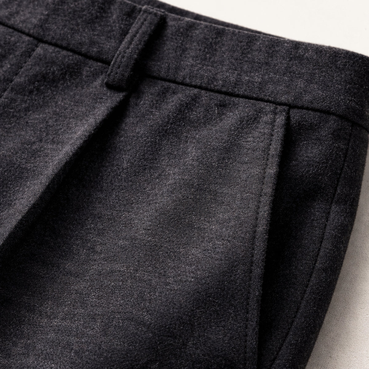 The Portofino Men’s Loose Fit Lightweight Linen Trousers