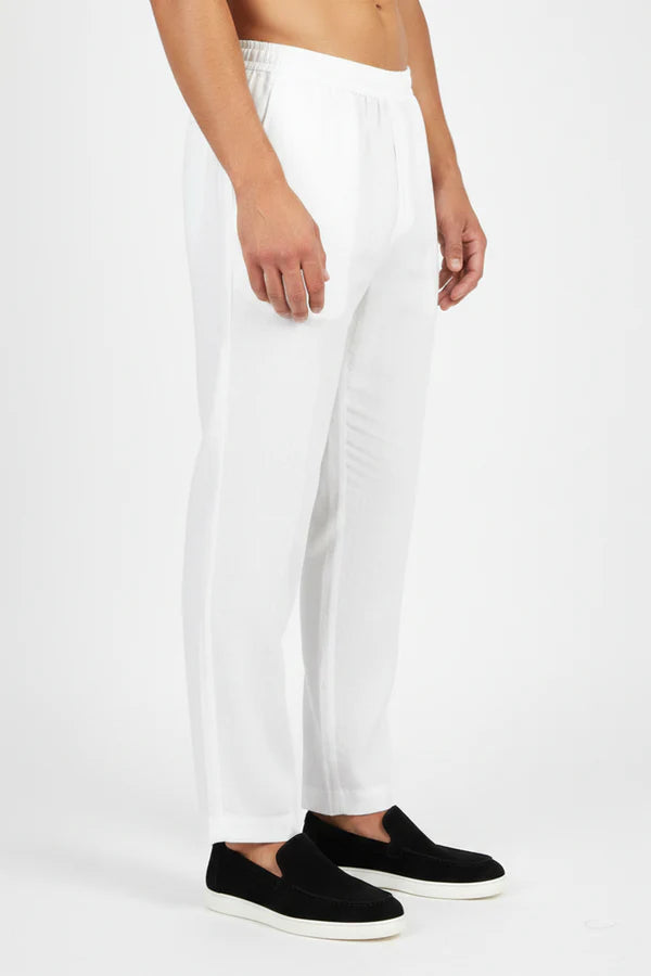 The Columbia Men's Tailored Linen Blend Trousers